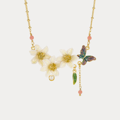 Daffodils Necklace With Butterfly