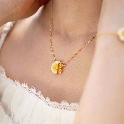 Daisy Necklace