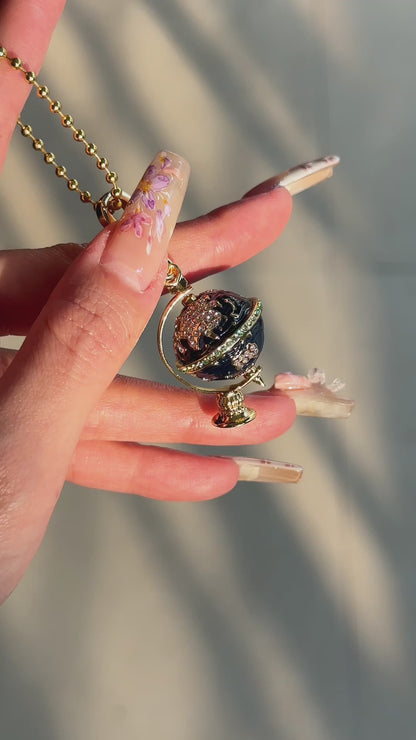 Globe Pendant